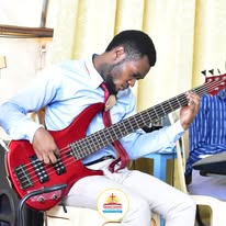 584312865_880113254701430_5725563352079679267_n